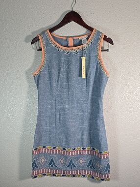 Esley Sleeveless Chambray Shift Dress with Embroidered Hem - Blue